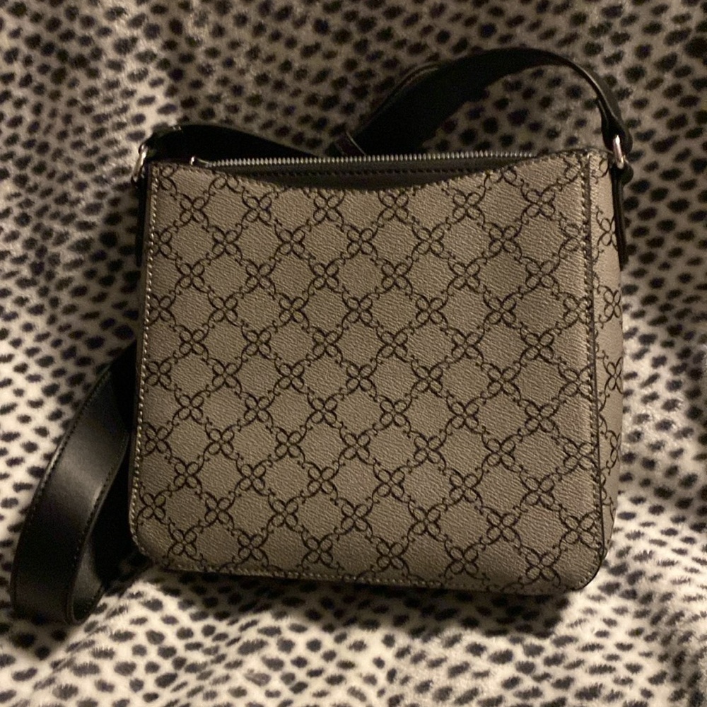 Nine West Crossbody bag, black and gray -New!